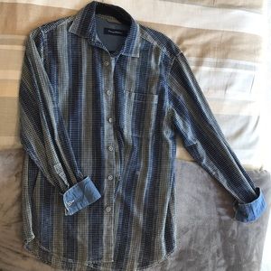 Men’s Tommy Bahama collared button down shirt